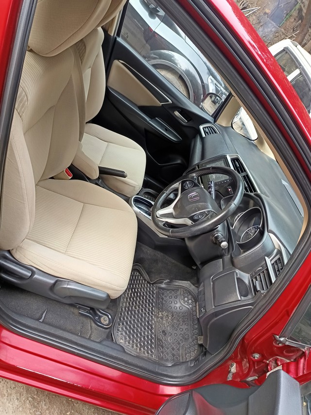 Second-hand 2018 Honda Jazz VX CVT for sale in New Delhi-10