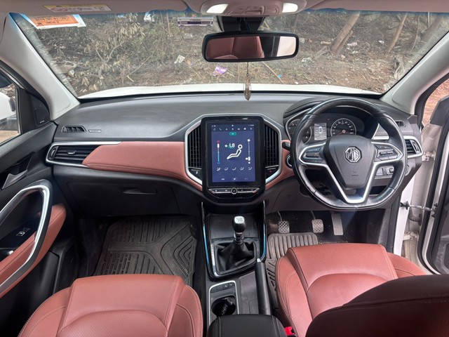 MG Hector Plus Select Diesel MT 7 STR Second-hand 2021 MG Hector Plus Select Diesel MT 7 STR for sale in New Delhi-3