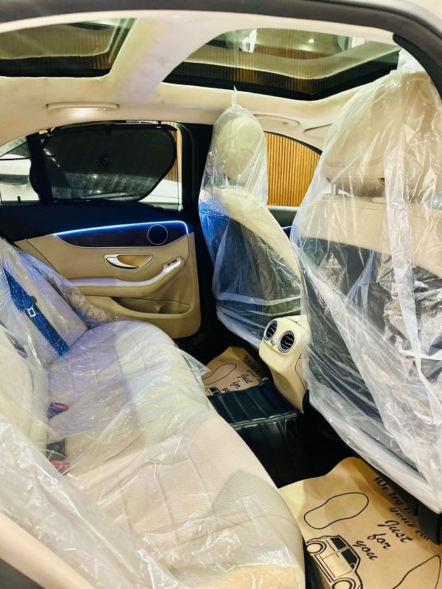 Second-hand 2017 Mercedes-Benz C-Class C 200 CGI for sale in New Delhi-5