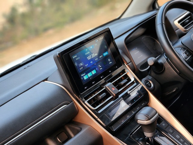 Second-hand 2024 Maruti Invicto Zeta Plus 7Str for sale in New Delhi-18