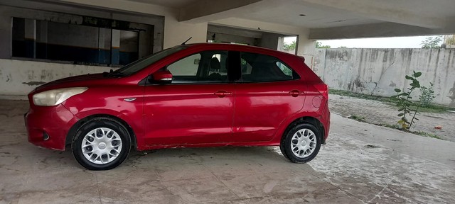 Second-hand 2016 Ford Figo 1.5D Titanium MT for sale in Kota-2
