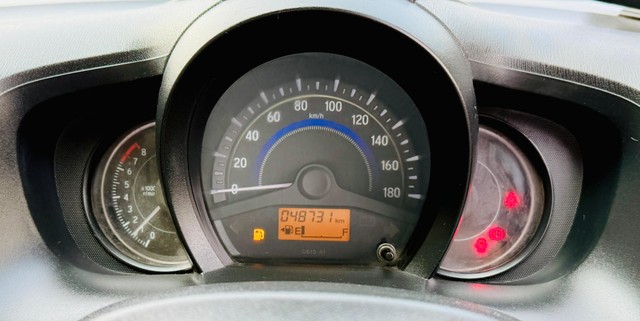 Second-hand 2016 Honda Brio S MT for sale in Surat-10