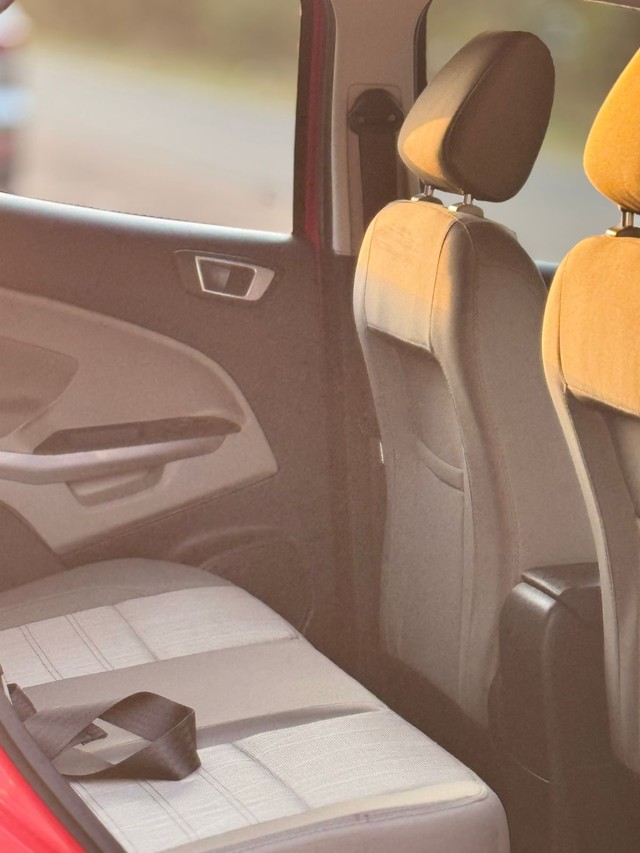 Second-hand 2021 Ford Ecosport 1.5 Petrol Titanium Plus AT for sale in Surat-9