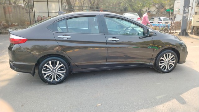 Second-hand 2019 Honda City i-VTEC CVT ZX for sale in New Delhi-6