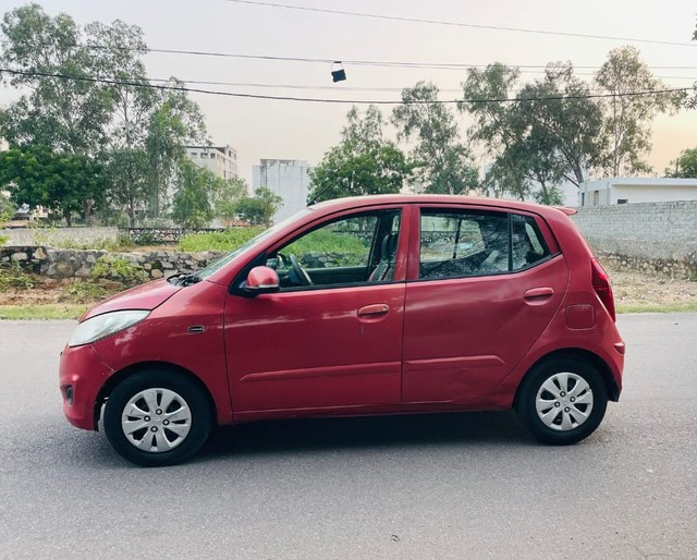 Second-hand 2012 Hyundai i10 Sportz for sale in Jaipur-3