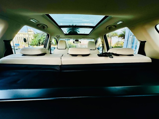 Second-hand 2023 MG Hector Sharp CVT for sale in Bangalore-5