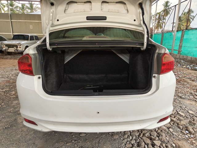 Second-hand 2015 Honda City i DTEC E for sale in Erode-8