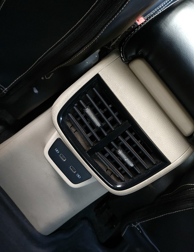 Second-hand 2023 Skoda Slavia 1.0 TSI Ambition BSVI for sale in New Delhi-16