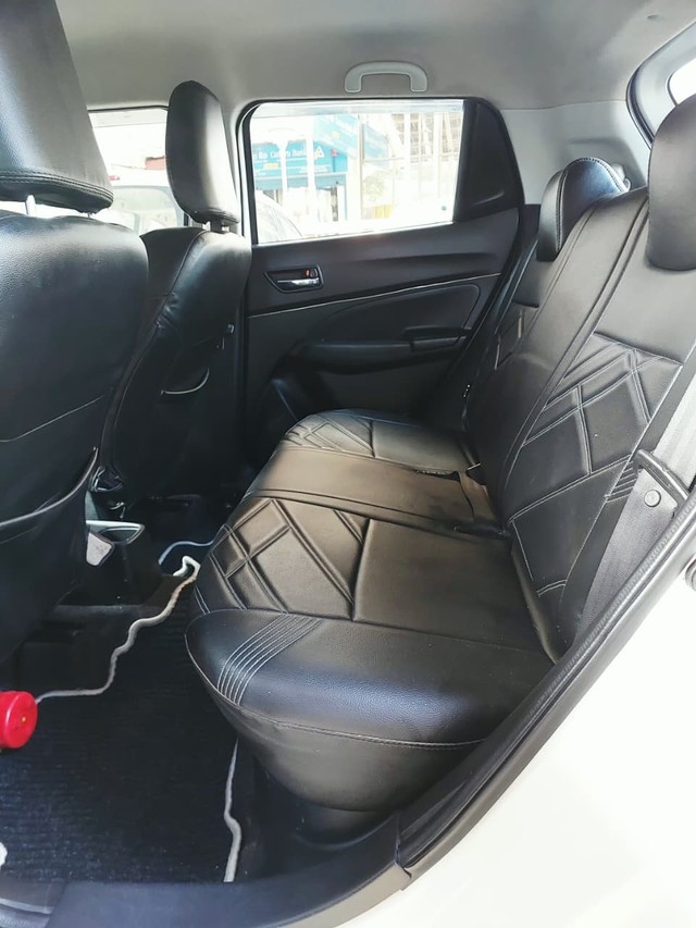 Second-hand 2023 Maruti Suzuki Swift VXI CNG for sale in New Delhi-5