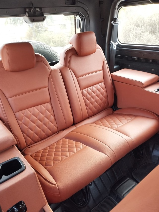 Second-hand 2023 Mahindra Thar LX 4WD Hard Top Diesel AT BSVI for sale in New Delhi-12