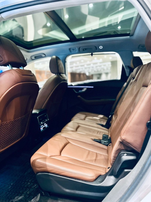 Second-hand 2022 Audi Q7 Technology 2022-2022 for sale in New Delhi-6