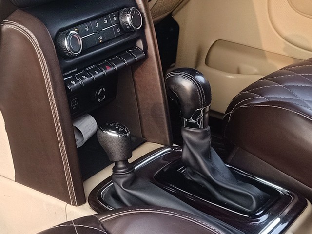 Second-hand 2022 Mahindra Thar LX 4WD Hard Top AT BSVI for sale in New Delhi-19