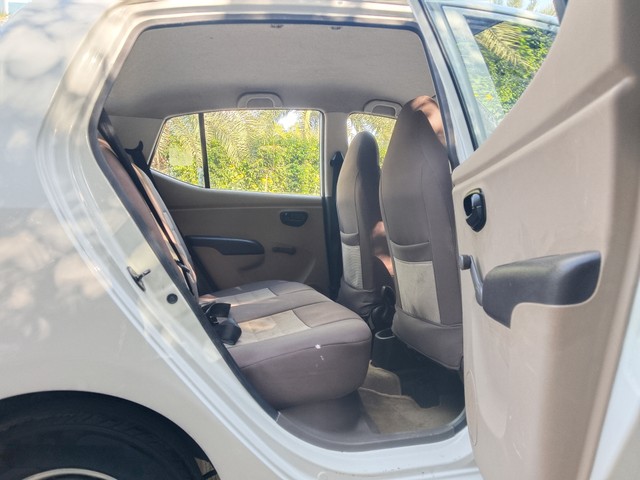 Second-hand 2011 Hyundai i10 Era for sale in Faridabad-18