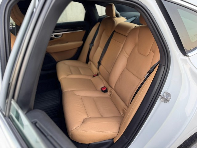 Second-hand 2019 Volvo S90 D4 Inscription BSIV for sale in New Delhi-1