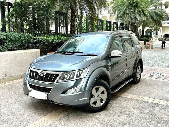 Second-hand 2016 Mahindra XUV500 AT W6 2WD for sale in New Delhi-7