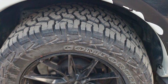 Second-hand 2017 Ford Endeavour 2.2 Titanium AT 4X2 for sale in Kolkata-6