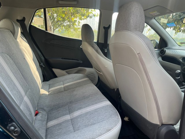 Second-hand 2021 Hyundai Grand i10 Nios Sportz CNG for sale in Noida-14