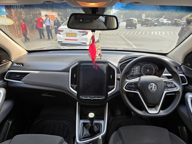 Second-hand 2021 MG Hector Shine MT for sale in Mumbai-5