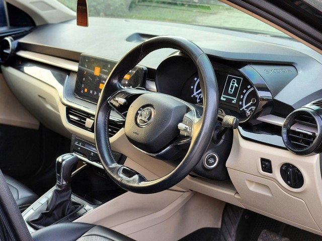 Second-hand 2022 Skoda Slavia 1.0 TSI Ambition AT BSVI for sale in New Delhi-16