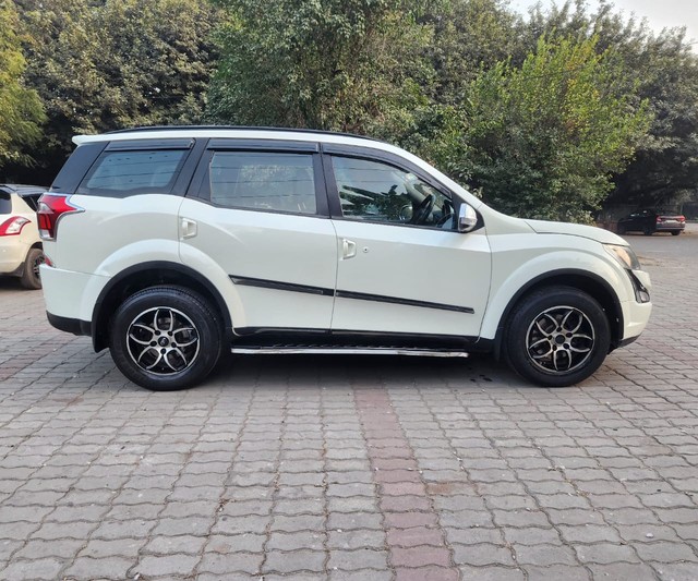 Mahindra XUV500 W7 BSIV Second-hand 2019 Mahindra XUV500 W7 BSIV for sale in New Delhi-1