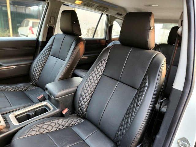 Second-hand 2024 Maruti Invicto Zeta Plus 7Str for sale in New Delhi-21