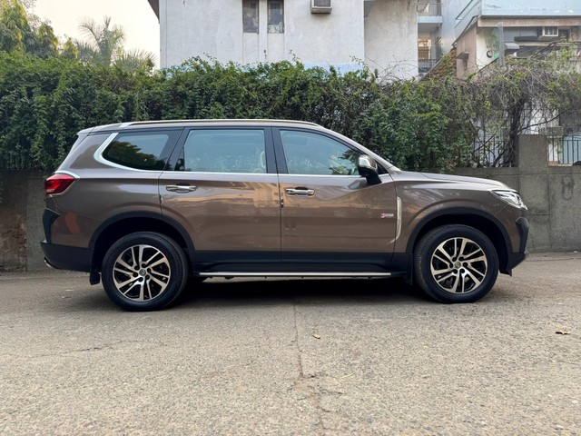 Second-hand 2023 MG Gloster Savvy 4x4 6Str for sale in New Delhi-1