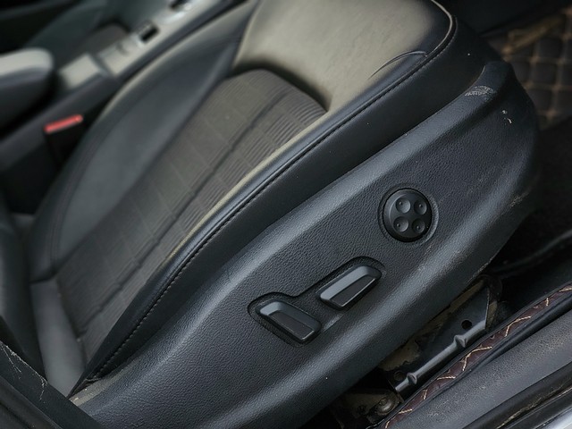 Second-hand 2019 Audi A3 35 TDI Premium Plus for sale in New Delhi-5