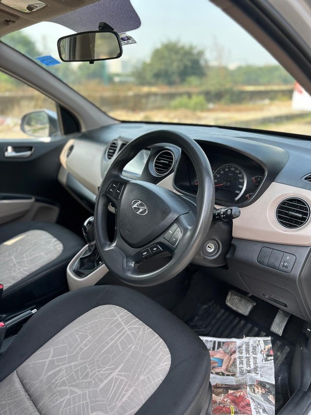 Hyundai Grand i10 1.2 Kappa Sportz Option AT Second-hand 2017 Hyundai Grand i10 1.2 Kappa Sportz Option AT for sale in New Delhi-7