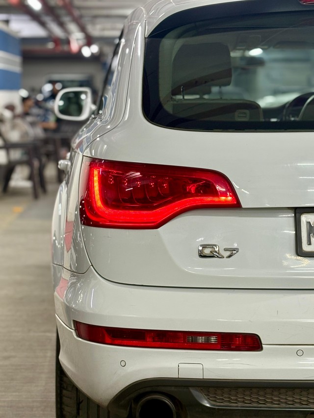 Second-hand 2013 Audi Q7 3.0 TDI quattro for sale in Mumbai-1