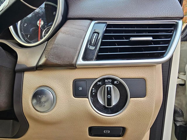 Second-hand 2019 Mercedes-Benz GLS 350d Grand Edition for sale in New Delhi-16