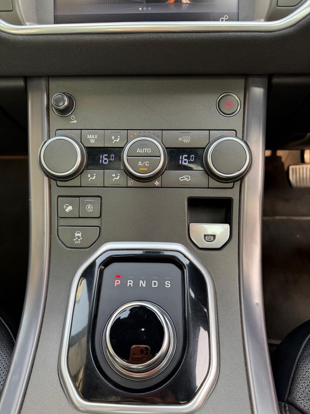 Second-hand 2019 Land Rover Range Rover Evoque 2.0 TD4 HSE Dynamic for sale in Hyderabad-16