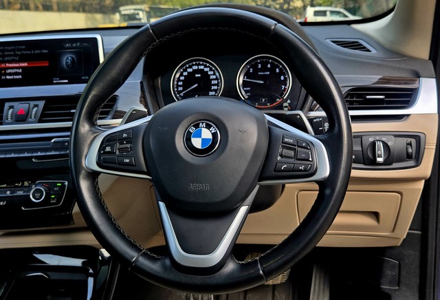 Second-hand 2022 BMW X1 sDrive20i xLine for sale in New Delhi-10