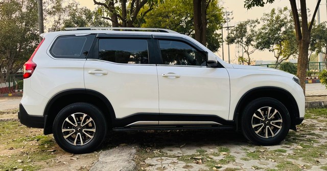 Second-hand 2024 Mahindra Scorpio N Z8 Diesel AT for sale in New Delhi-3