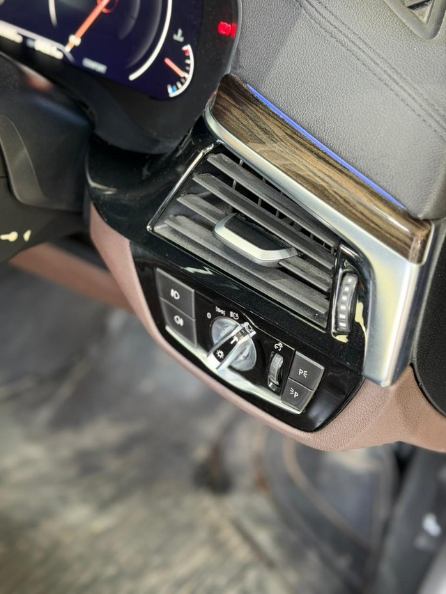 Second-hand 2019 BMW 5 Series 530d M Sport for sale in Hyderabad-9