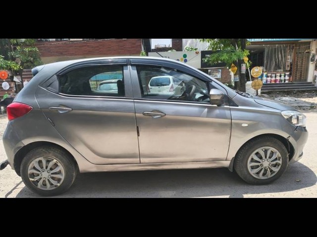 Tata Tiago XZ Diesel Second-hand 2019 Tata Tiago XZ Diesel for sale in Kanpur-1