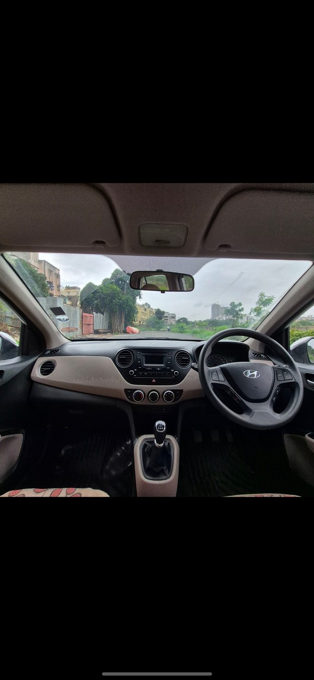 Second-hand 2016 Hyundai Grand i10 Sportz for sale in Pune-5