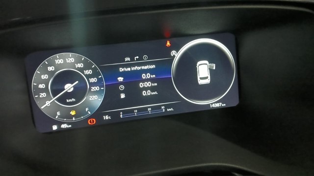 Second-hand 2024 Kia Carens Luxury Plus Diesel for sale in New Delhi-5