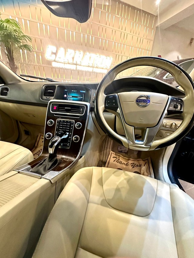 Second-hand 2016 Volvo S60 D4 SUMMUM for sale in New Delhi-22