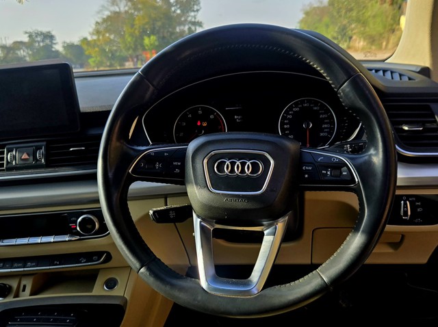 Second-hand 2019 Audi Q5 45 TFSI Premium Plus for sale in New Delhi-4