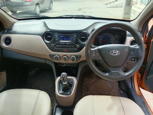 Second-hand 2013 Hyundai Grand i10 CRDi Asta for sale in Hyderabad-12