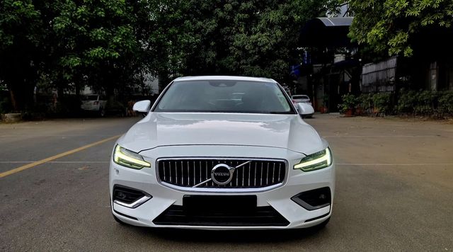 Volvo XC40 T4 R-Design Second-hand 2021 Volvo XC40 T4 R-Design for sale in New Delhi
