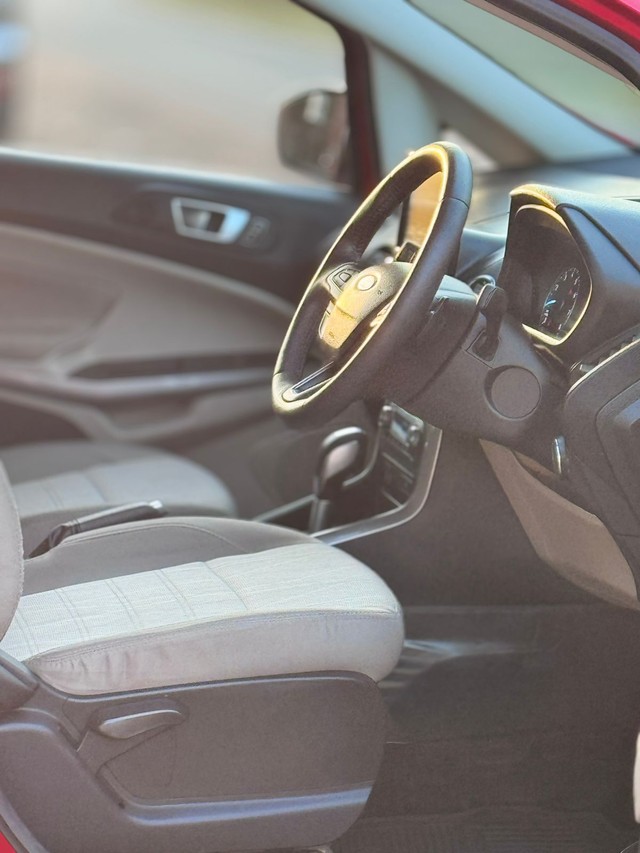 Second-hand 2021 Ford Ecosport 1.5 Petrol Titanium Plus AT for sale in Surat-8