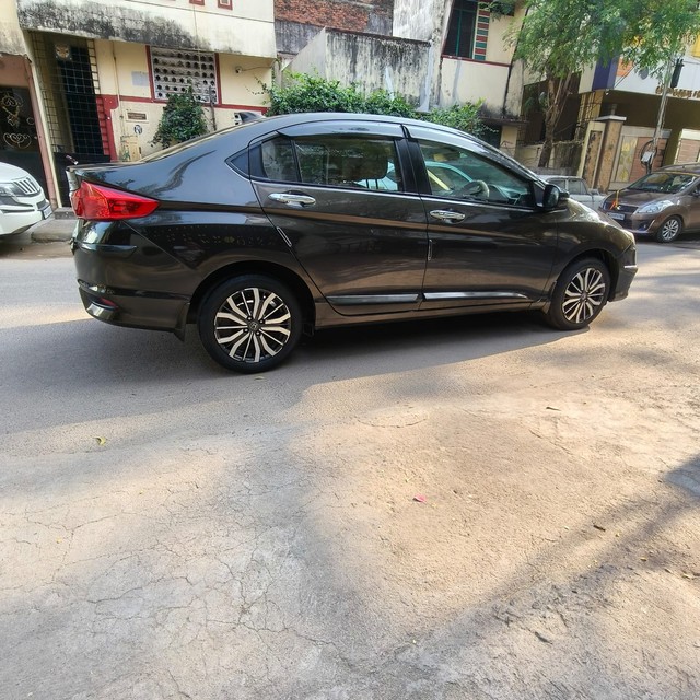 Second-hand 2017 Honda City i VTEC VX for sale in Chennai-1