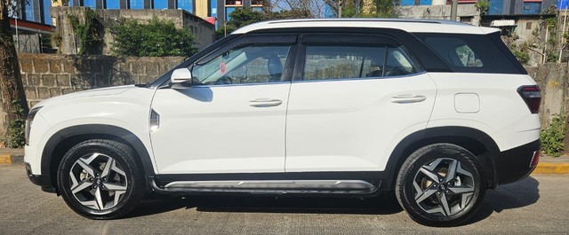 Second-hand 2022 Hyundai Alcazar Prestige 7-Seater Diesel 2021-2022 for sale in Pune-3