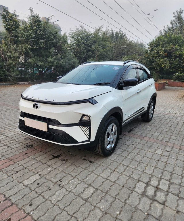 Second-hand 2024 Tata Nexon Creative for sale in New Delhi-4
