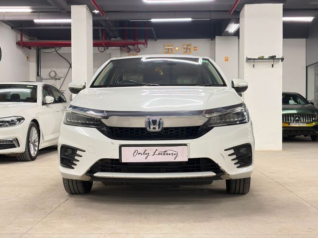 Second-hand 2022 Honda City ZX MT for sale in Ahmedabad
