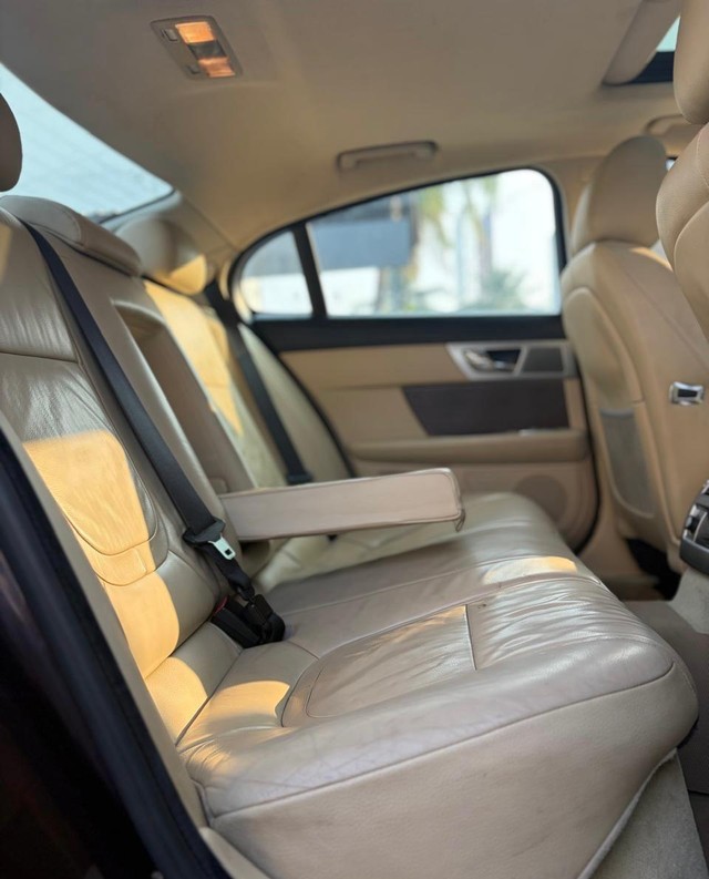 Jaguar XF 2.2 Litre Luxury Second-hand 2014 Jaguar XF 2.2 Litre Luxury for sale in Chennai-7