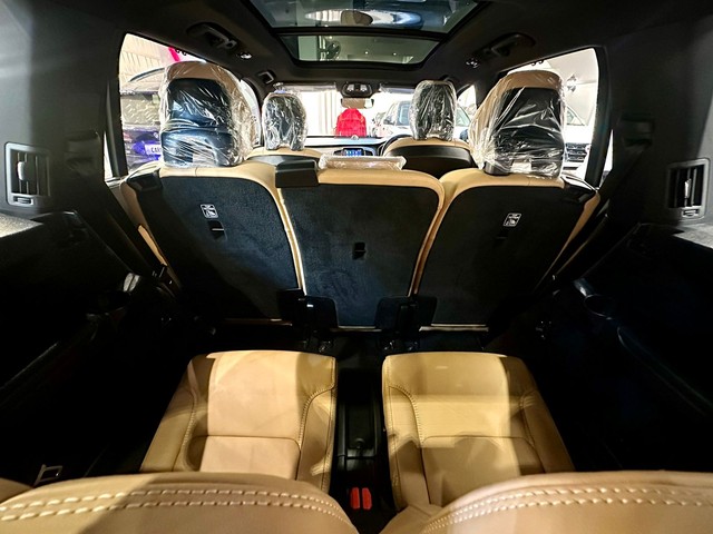 Second-hand 2023 Volvo XC90 B6 Ultimate BSVI for sale in New Delhi-10