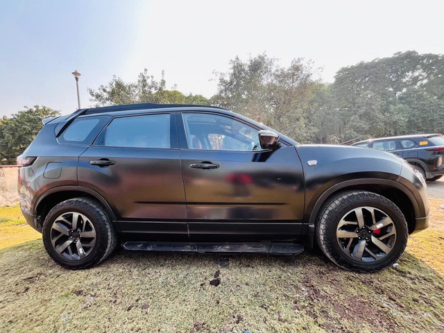 Second-hand 2023 Tata Safari XZA Plus (O) 6 Str Red Dark Edition AT for sale in Noida-1