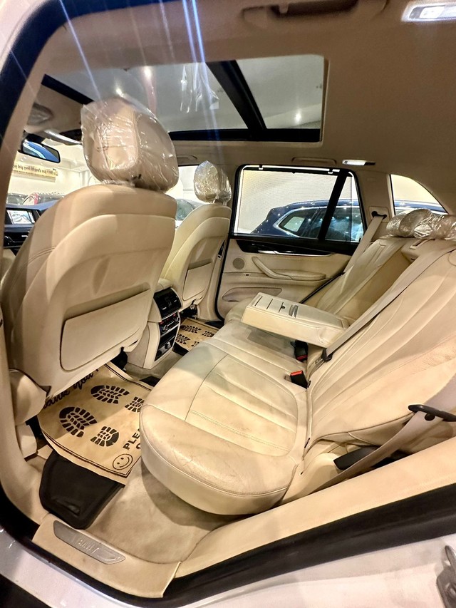 Second-hand 2016 BMW X5 xDrive 30d Expedition for sale in New Delhi-9